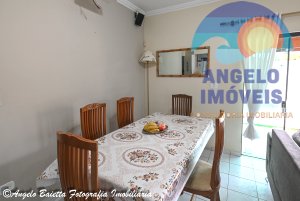 Casa á venda no bairro Jardim Marcia em Peruíbe