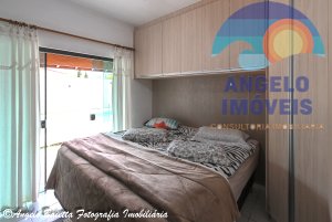 Casa á venda no bairro Jardim Marcia em Peruíbe