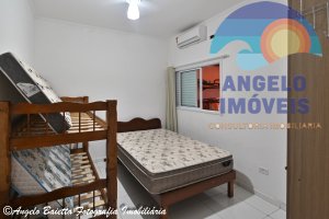Casa com piscina em excelente localização á venda em Peruíbe- Litoral SP