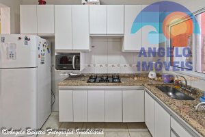 Casa com piscina em excelente localização á venda em Peruíbe- Litoral SP