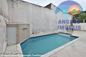 Casa com piscina em excelente localização á venda em Peruíbe- Litoral SP