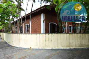 Casa á venda no bairro Tres Marias em Peruíbe