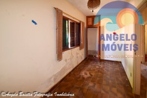 Casa á venda no bairro Barra de Jangada em Peruíbe