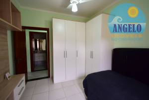 Casa para venda no bairro Imperador em Peruíbe, entre 400 e 800 metros da praia