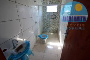Casa á venda no bairro Stella Maris em Peruíbe com pagamento facilitado