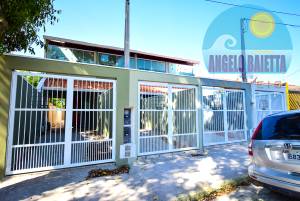 Casa á venda no bairro Stella Maris em Peruíbe com pagamento facilitado