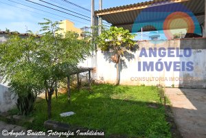 Casa á venda no bairro Antonio Novaes em Peruíbe