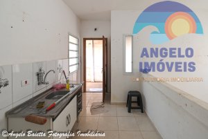Casa á venda no bairro Antonio Novaes em Peruíbe