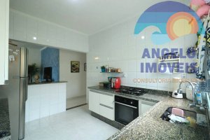Casa lado praia com piscina á venda no bairro Tres Marias