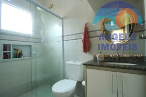 Casa lado praia com piscina á venda no bairro Tres Marias