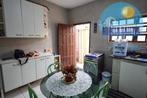 Casa á venda no bairro Três Marias em Peruíbe, entre 400 e 800 metros da praia