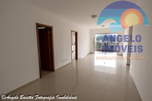 Apartamento á venda no bairro Centro em Peruíbe