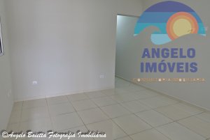 Casa para venda no bairro Jardim Peruibe em Peruibe