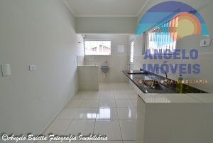 Casa para venda no bairro Jardim Peruibe em Peruibe