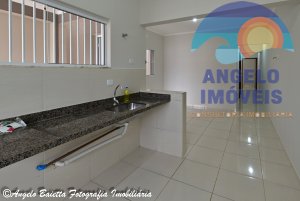 Casa para venda no bairro Jardim Peruibe em Peruibe