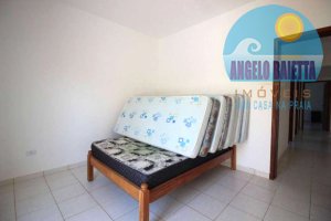 Casa para venda no bairro Maria Helena Novaes em Peruíbe, até 200 metros da praia
