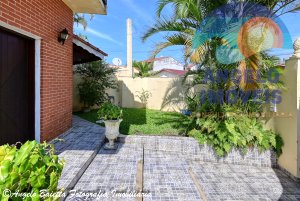 Sobrado lado praia á venda no bairro Cidade Nova Peruíbe em Peruíbe