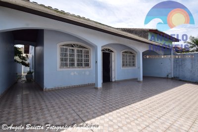Casa em Peruíbe para venda