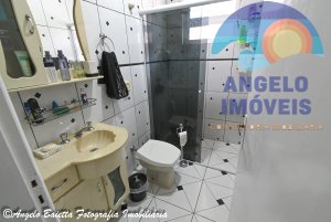 Casa á venda no bairro Tres Marias em Peruíbe