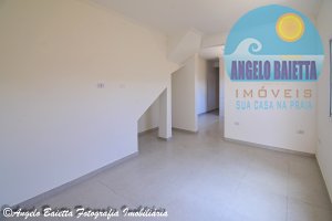 Casa á venda no bairro Park D Aville em Peruíbe