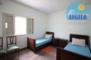 Casa terrea, 3 dormitórios, Stella Maris, á 200 metros da praia