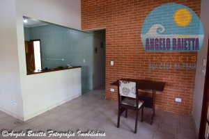 Casa com piscina, 3 dormitórios, 2 lotes, á venda no bairro Florida em Peruíbe