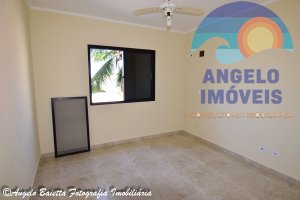 Apartamento á venda no bairro Centro em Peruíbe