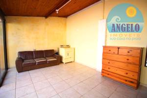 Casa á venda no bairro Jardim Marcia em Peruíbe