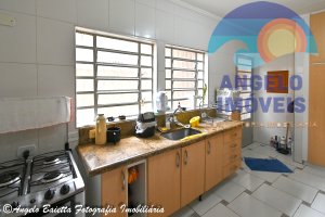 Casa a 400 metros da praia á venda no bairro Tres Marias em Peruibe