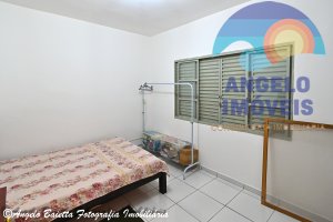 Casa a 400 metros da praia á venda no bairro Tres Marias em Peruibe