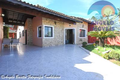 Casa em Peruíbe para venda