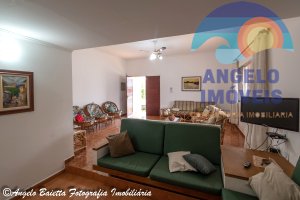 Casa lado praia com 4 dormitórios, 2 lotes, no bairro Florida em Peruíbe