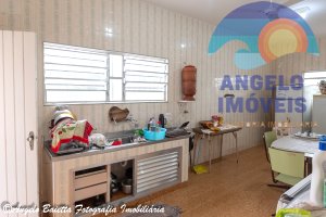 Casa lado praia com 4 dormitórios, 2 lotes, no bairro Florida em Peruíbe