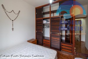 Casa lado praia com 4 dormitórios, 2 lotes, no bairro Florida em Peruíbe