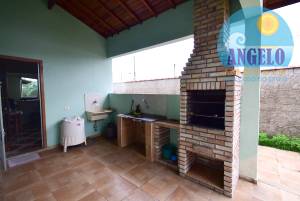 Casa para venda no bairro Cidade Nova Peruibe em Peruibe, entre 800 e 1200 metros da praia