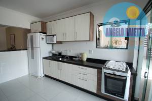 Linda propriedade á venda no bairro Jardim Marcia em Peruíbe