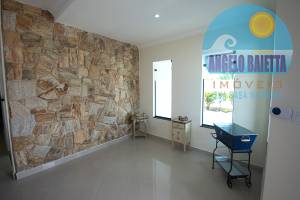 Linda propriedade á venda no bairro Jardim Marcia em Peruíbe