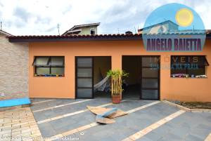 Casa para venda no bairro Jardim Marcia em Peruibe