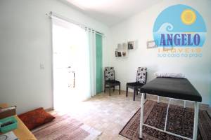 Casa para venda no bairro Josedy, entre 200 e 400 metros da praia
