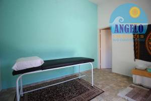 Casa para venda no bairro Josedy, entre 200 e 400 metros da praia