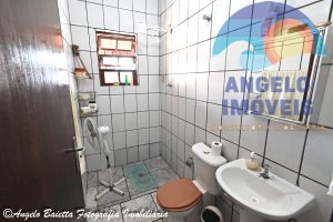 Casa á venda no bairro Imperador em Peruíbe