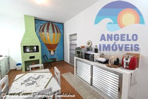 Casa á venda no bairro Florida em Peruíbe