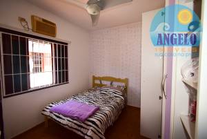 Casa com piscina, 3 dormitorios em Peruibe, entre 400 e 800 metros da praia