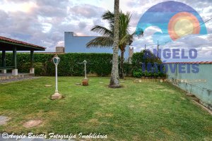 Casa lado praia á venda no bairro Maria Helena Novaes em Peruíbe