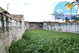 Terreno lado praia á venda no bairro Icaraíba em Peruíbe