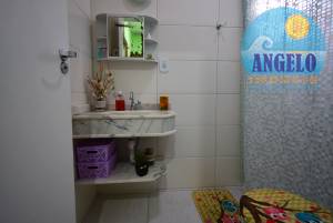 Casa para venda no bairro Jardim Peruibe em Peruibe, acima de 1200 metros da praia