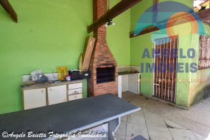 Casa frente mar á venda no bairro Centro em Peruíbe