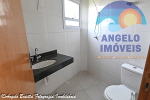 Casa pá venda no bairro Ribamar em Peruíbe
