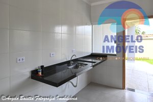 Casa pá venda no bairro Ribamar em Peruíbe