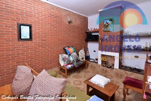 Casa á venda no bairro Florida em Peruíbe